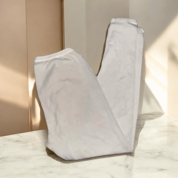 SKIMS Outdoor Leggings L Elastic Waistband - Picture 8 of 9